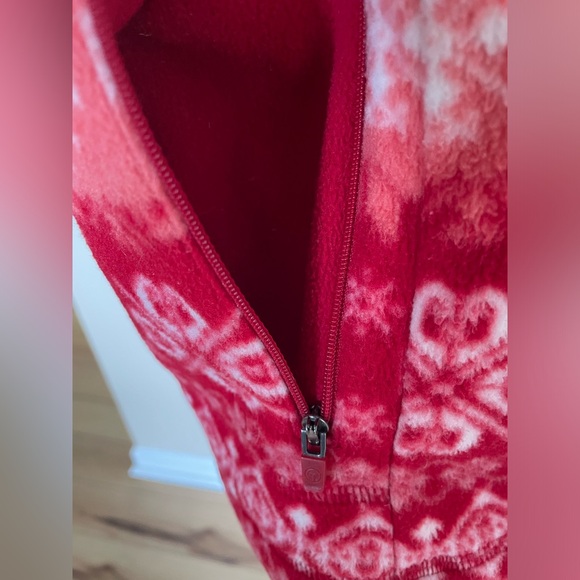 Talbots Fleece Jacket Red White Snowflake Full Zip Cozy Soft Size Large - Picture 12 of 13